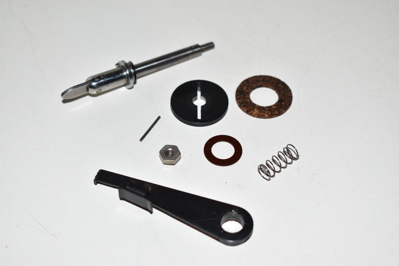 Ampro Futurist 8 Parts: Bottom Reel Holder & Parts