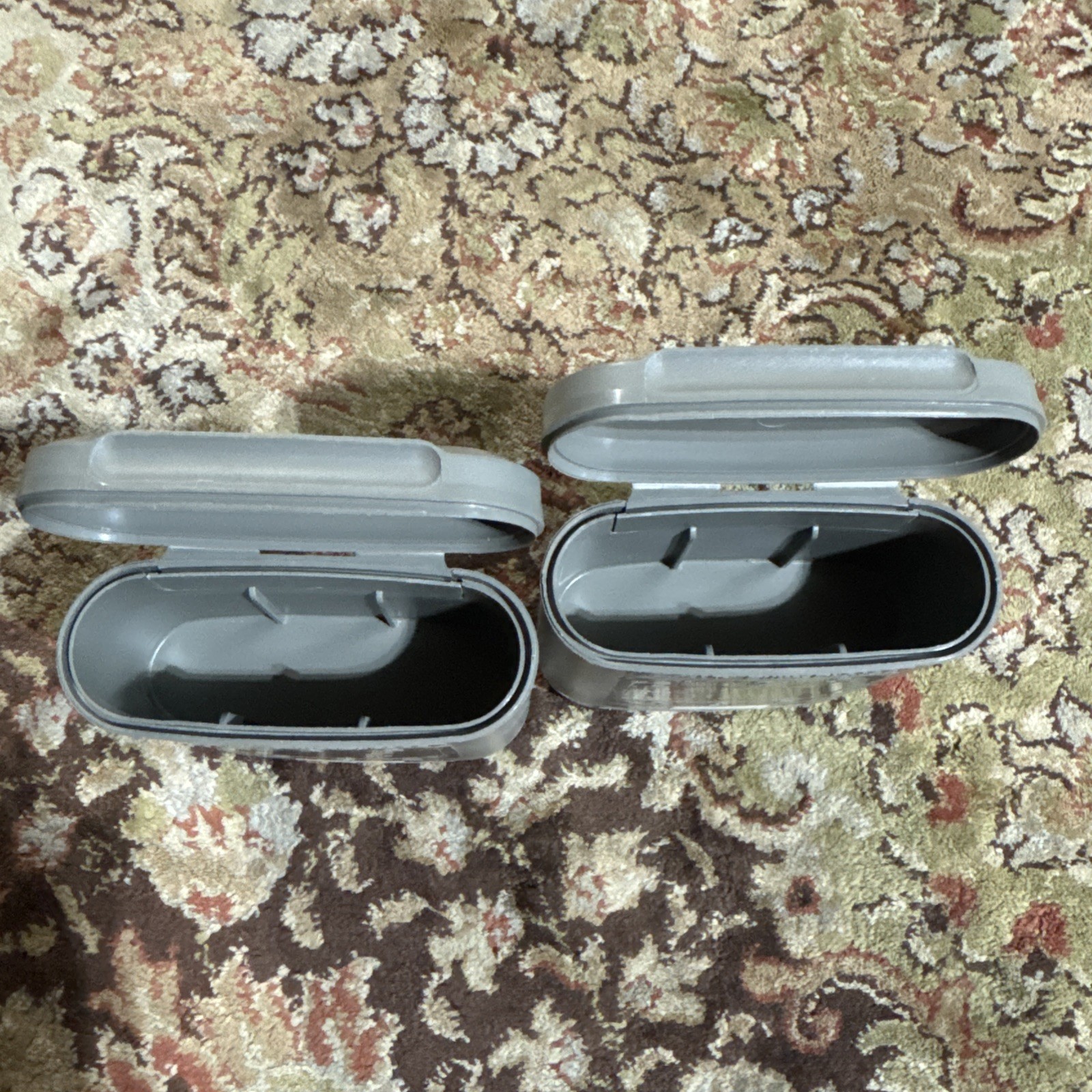 Rowi Film Protec Case for 35mm Film Holds 6 Rolls – Made in W Germany