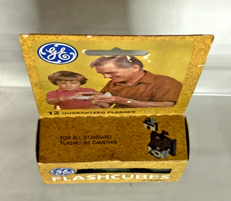 Vintage GE Flash Cubes (3) NIB