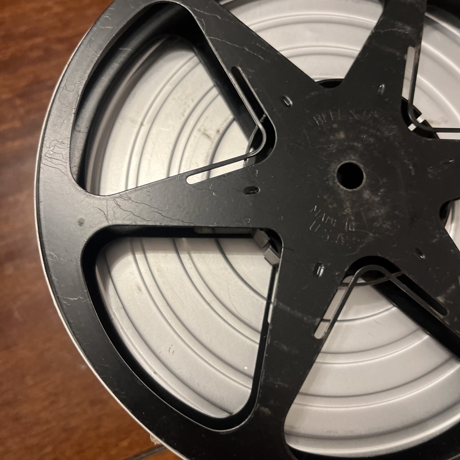 Bell & Howell 7” Aluminum Film Cannister 400’ Film Reel Very Nice Condition
