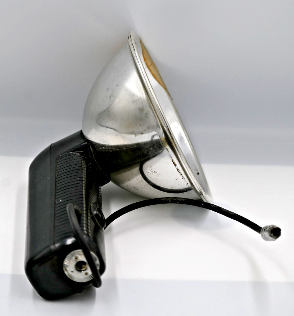 Vintage Kodak B-C Flasholder With Flash Bulbs in the Original Box