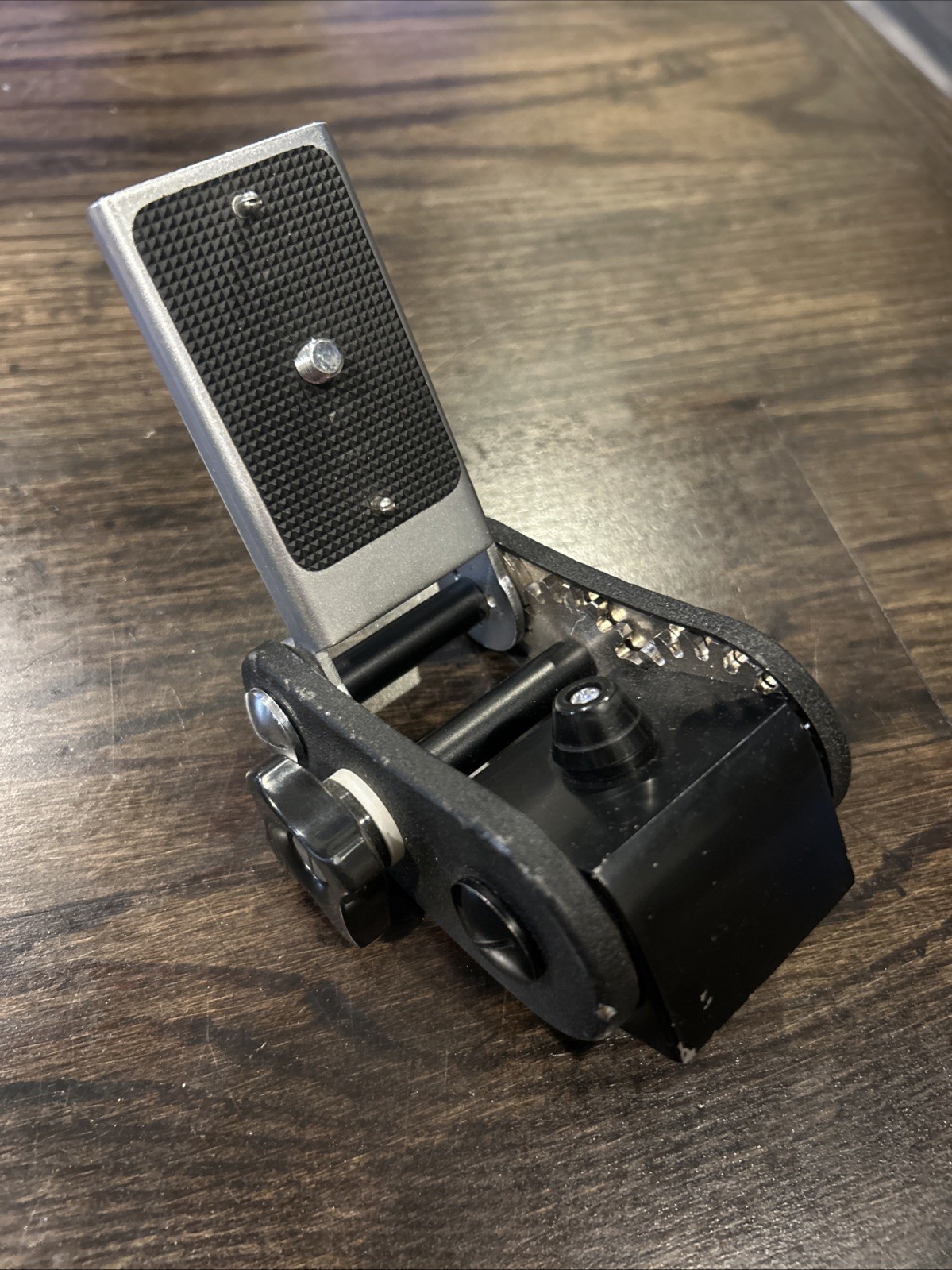 Vintage Mamiya Made In Japan Revolving Tilt Tripod Head, Moves Great!