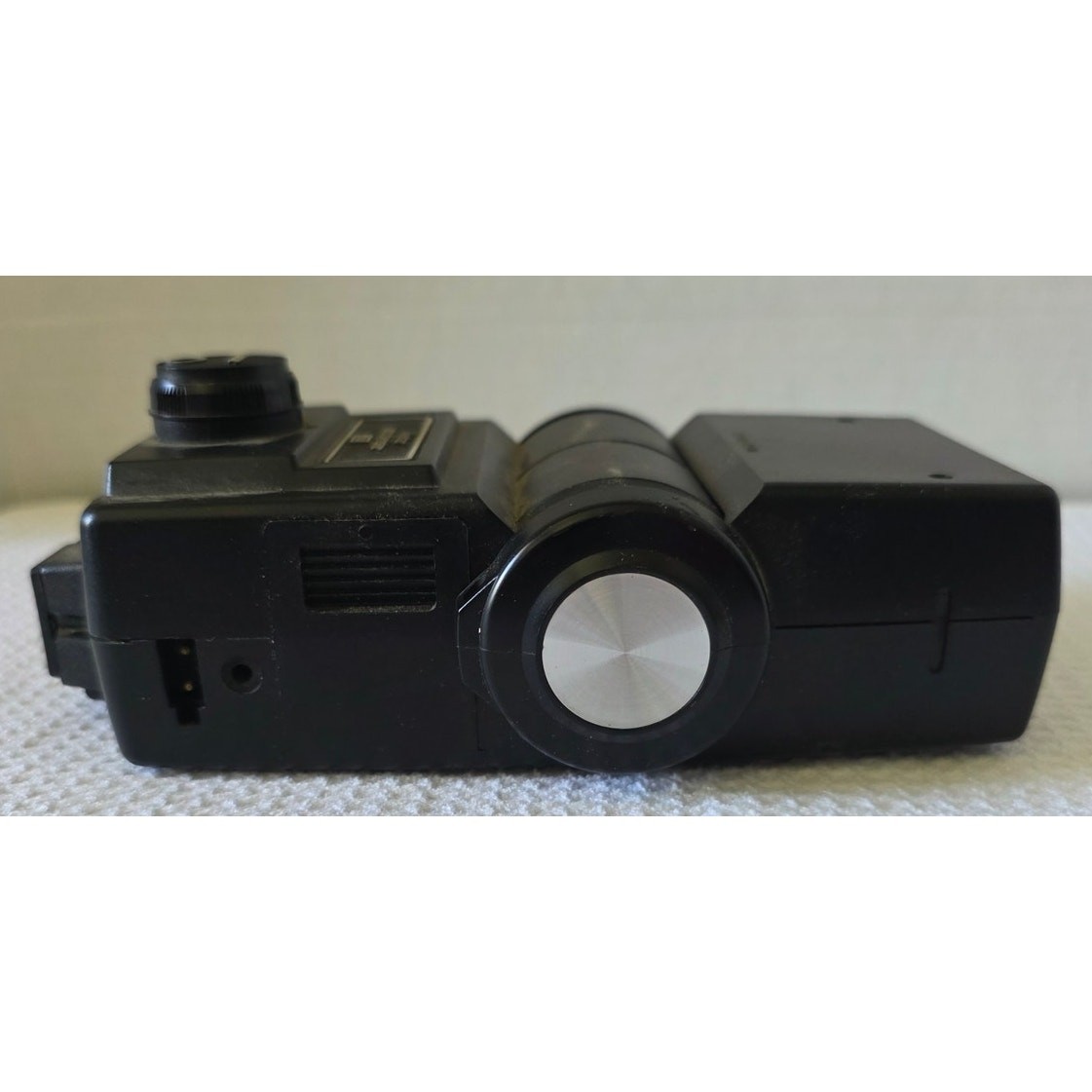 Vivitar 283 Auto Thyristor Flash Speedlight Hot Shoe Camera Flash Untested
