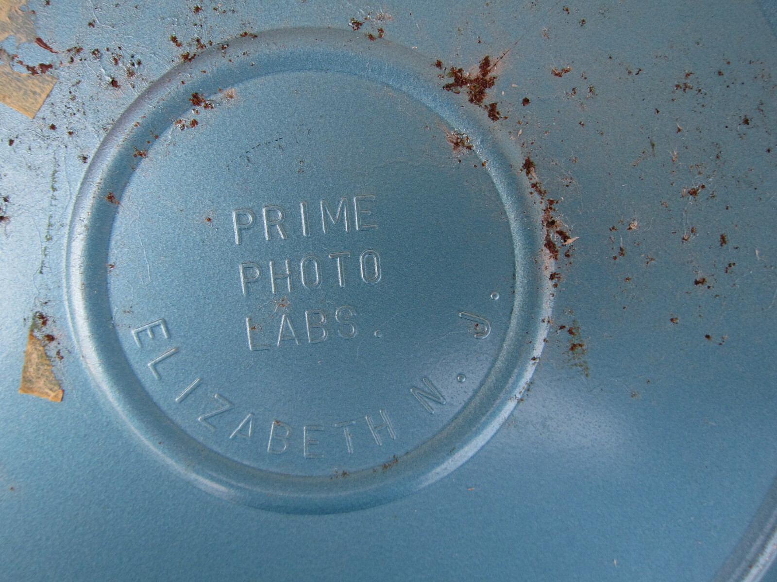 Two Dual 8 mm Movie Metal Cans (7 inch, 400 feet) – empty cans in good condition
