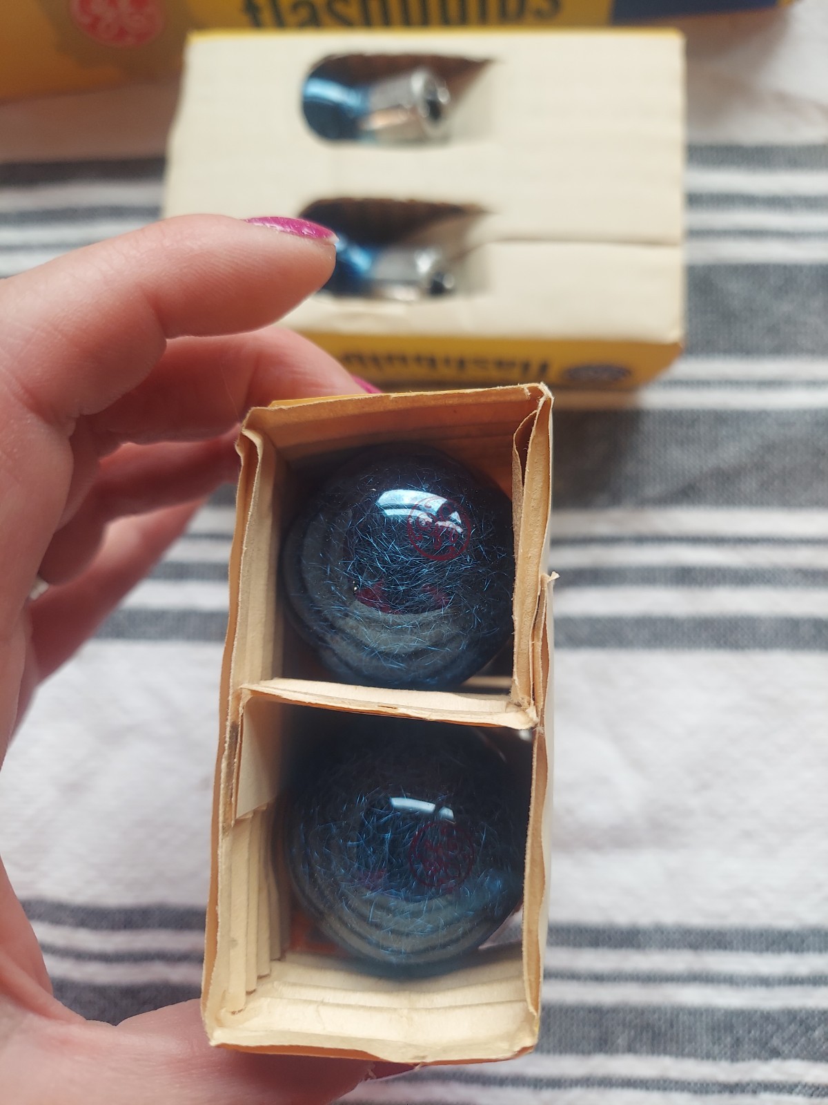 Vtg GE #5B Blue Flashbulbs With Rhenium 8 Pieces
