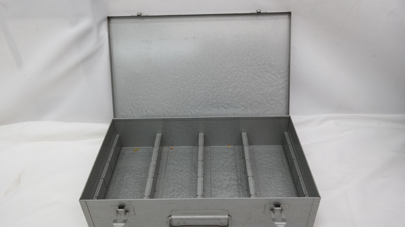Vintage Brumberger Metal 35mm Photo Slides Storage Case 13″ x 7.5″ TF