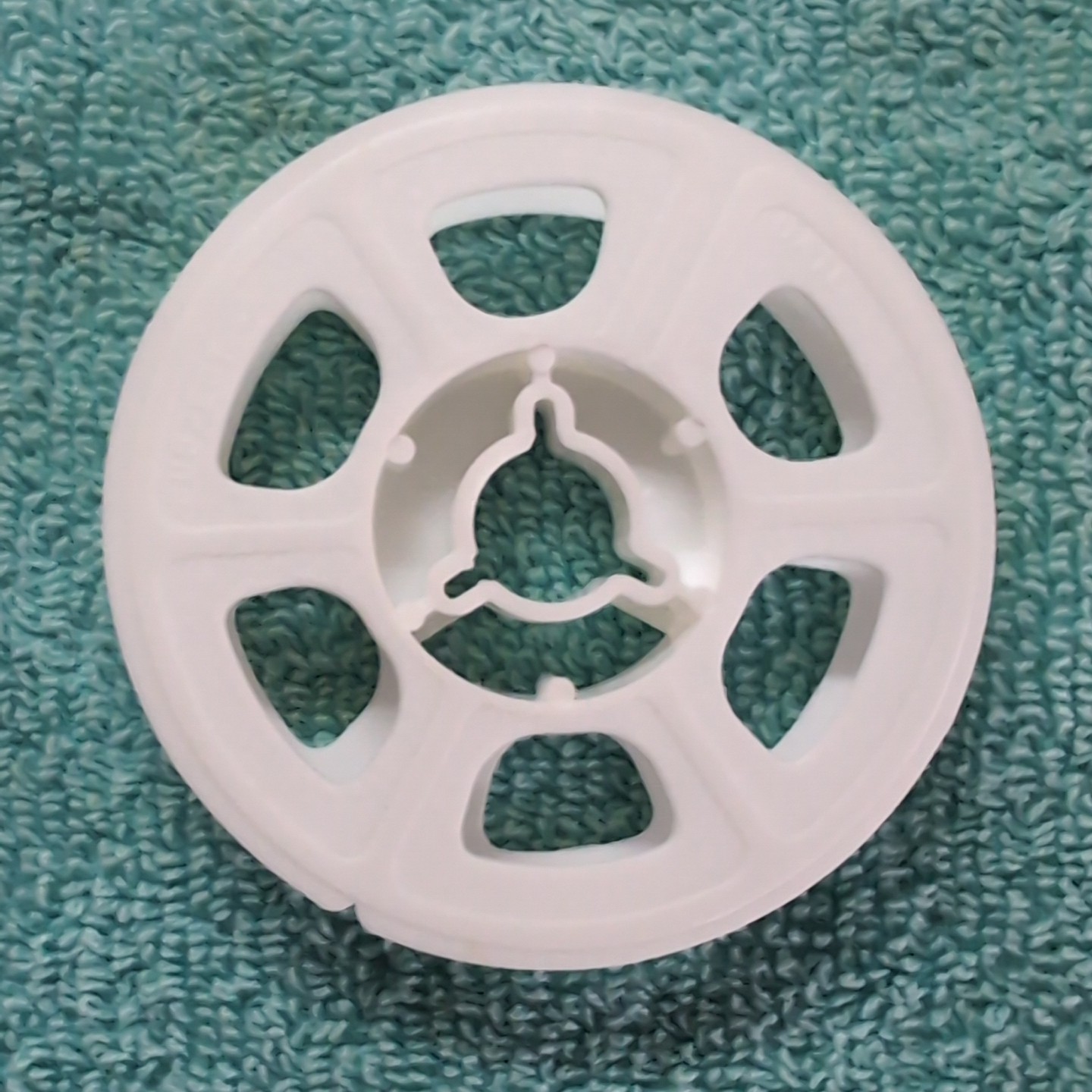 NEW Super 8 White Plastic Film Reels 3″ 50 ft Tayloreel SIX PACK