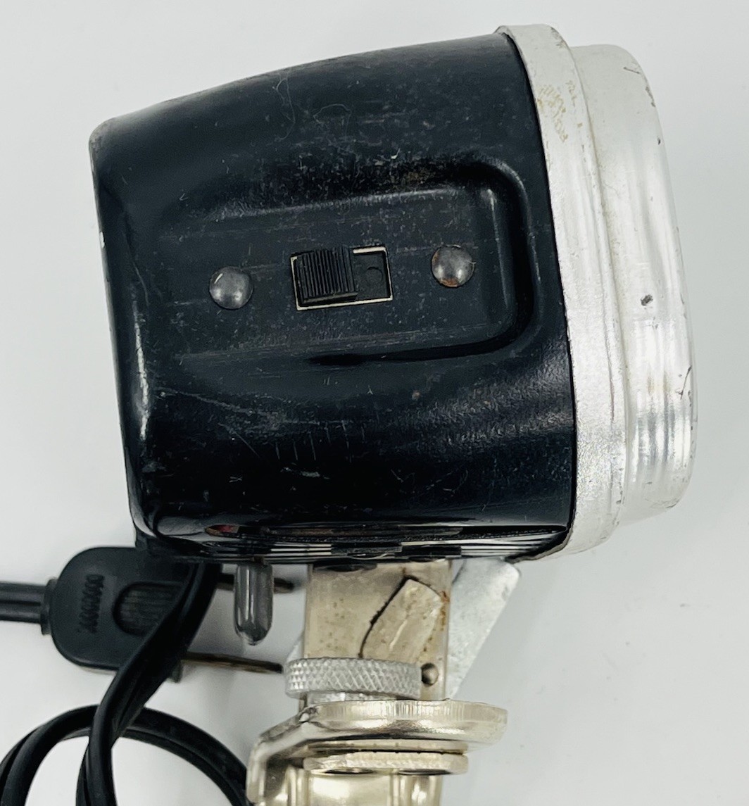 Vintage Cameralite Movie Camera Light for Super 8 Cameras UNTESTED As-Is
