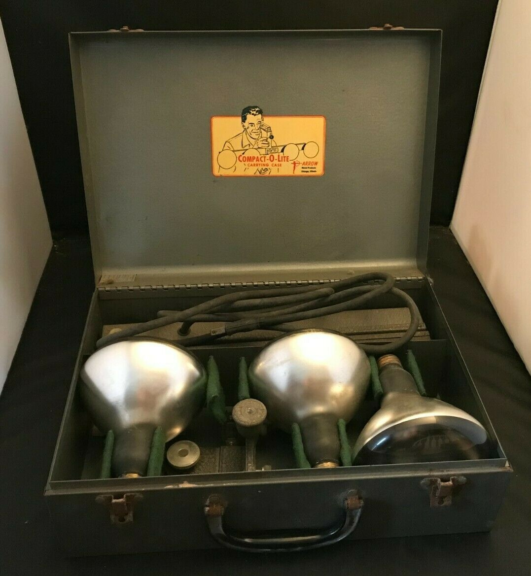 Vintage Arrow Compact-o-lite Photo Movie Light Bar With 3 Lights & Case