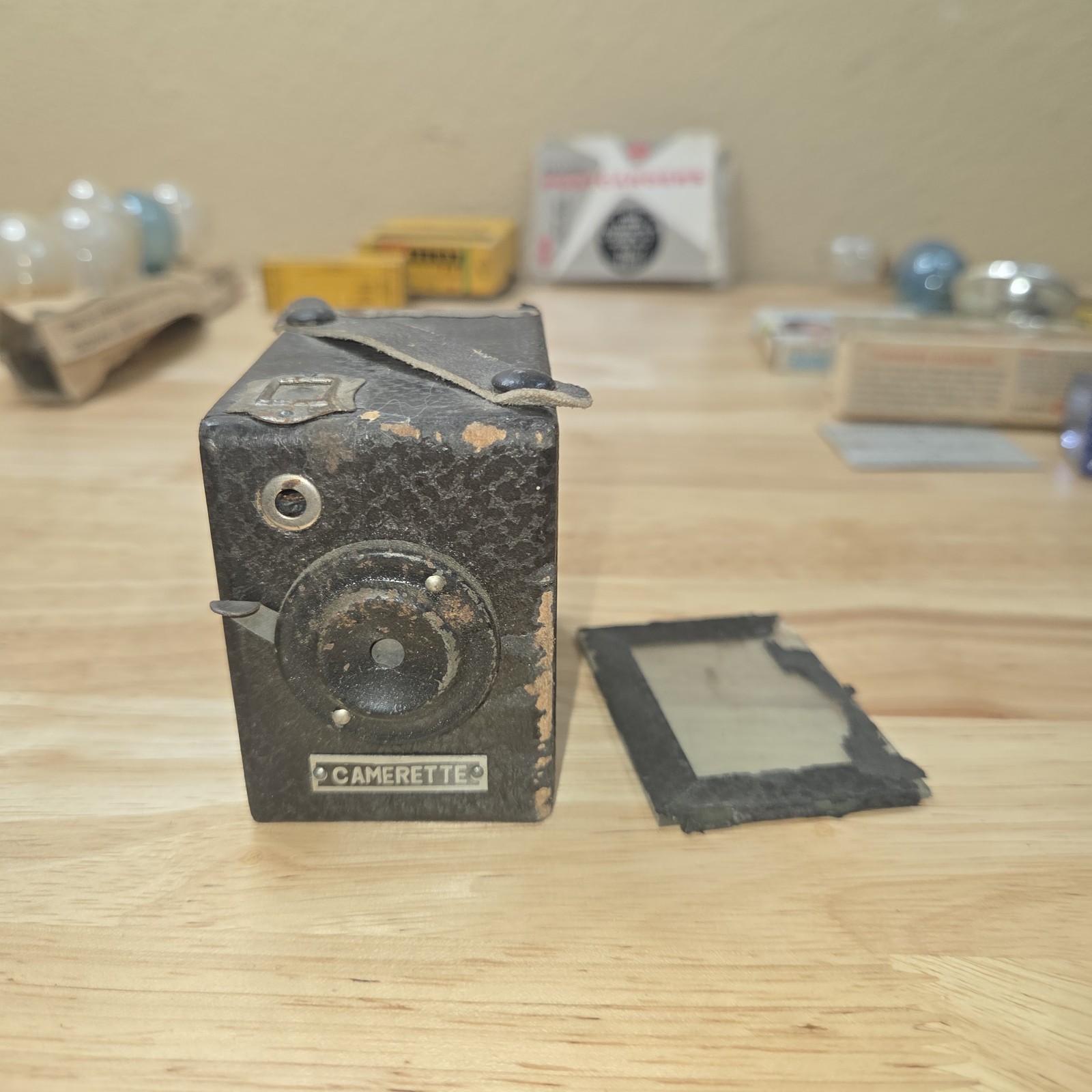 “AS IS” Vintage Photography Parts Lot: Bulbs, Camerette, FlashCubes, Kodak