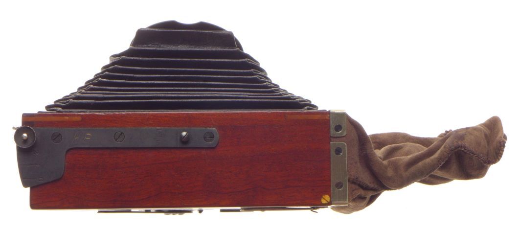 Newman & guardia nydia pocket camera wood body bellows no lens leather case