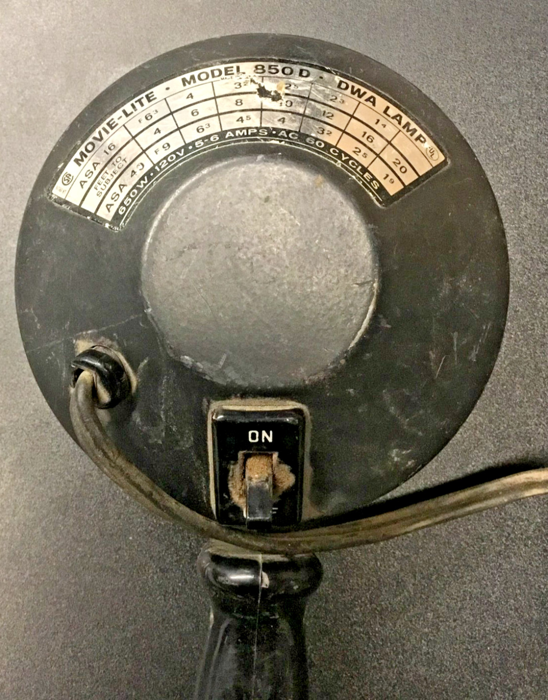 Vintage Sunset Movie-Lite 850-D Film Light – 1950s Handheld Spotlight