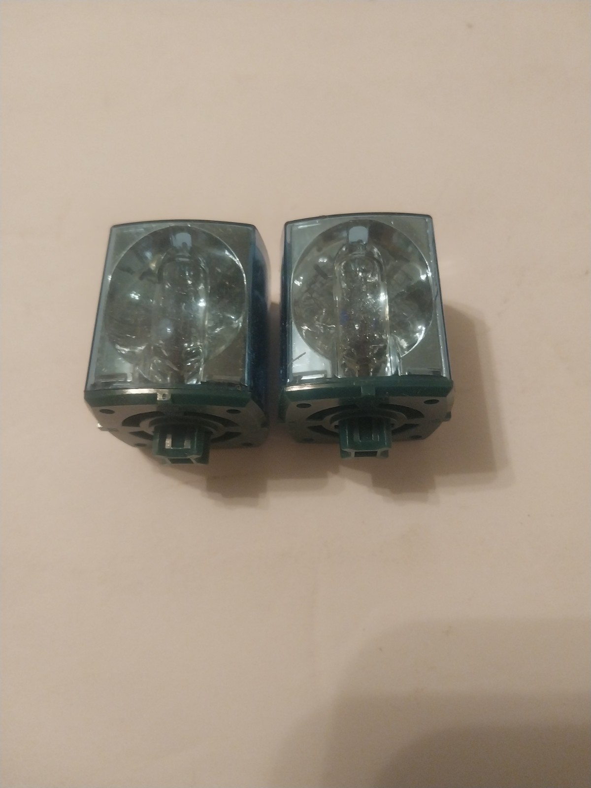 General Electric, GE vintage camera flash cube samples with mailing box
