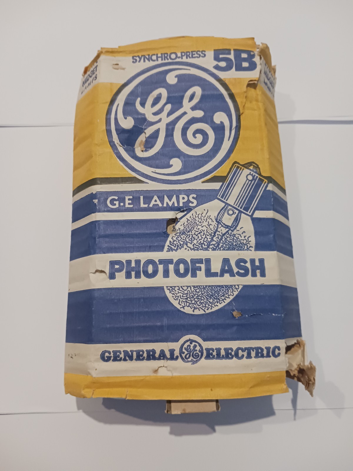 General Electric Flash Bulbs 5B Blue (8)NOS original packaging