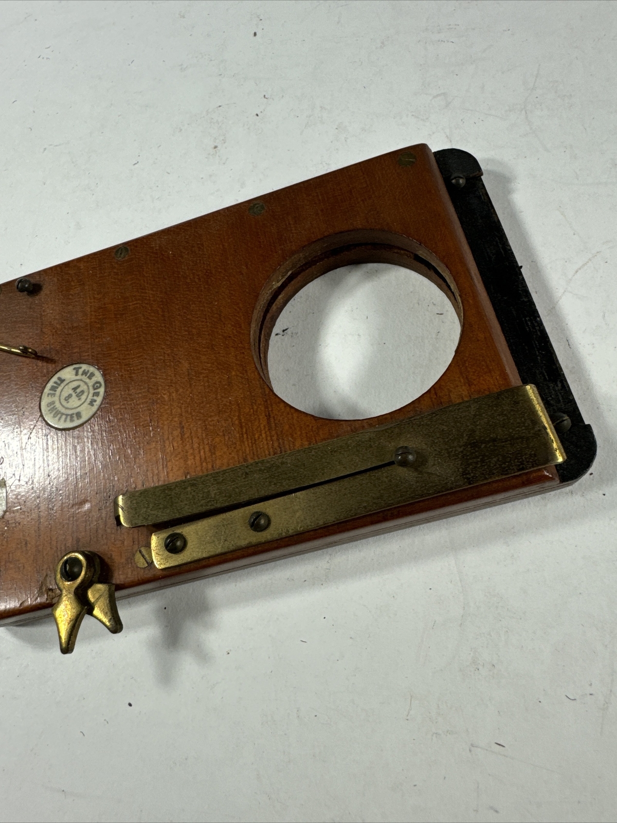 The Gem Time Shutter A. D. S. – Antique Rare Wood Brass Shutter for Barrel Lens