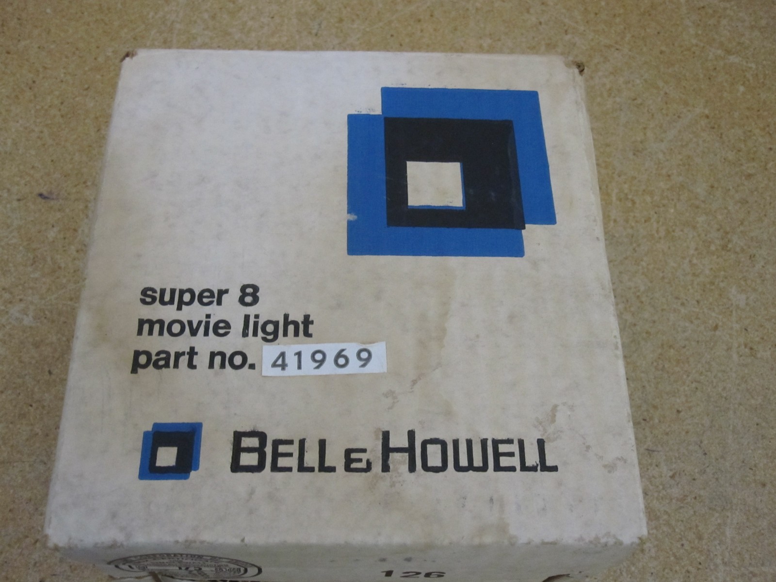 Bell & Howell Super 8 Camera Movie Light 41969 EUC Tested