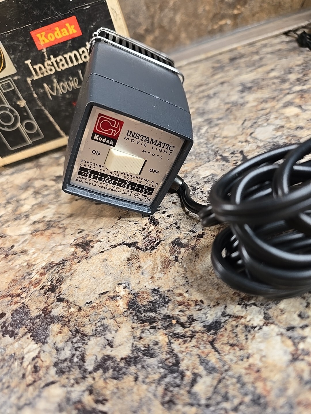 Kodak Instamatic Movie Light Model 1 Vintage – Works In Original Box