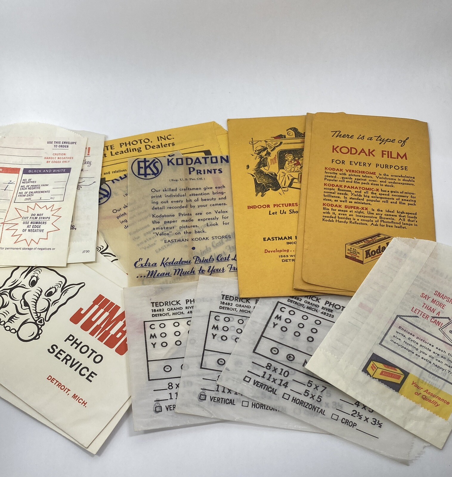 Lot of 15: Vintage Photo Studio Lab Advertising Envelopes Detroit 1930s – 1960s