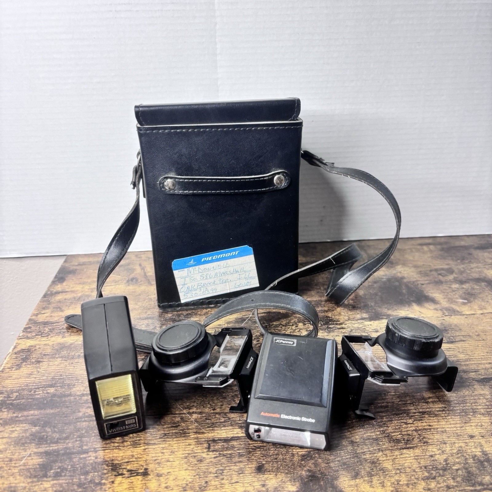 Vintage JC Penney Electronic Strobe & Vivitar 202 W Bag & Accessories