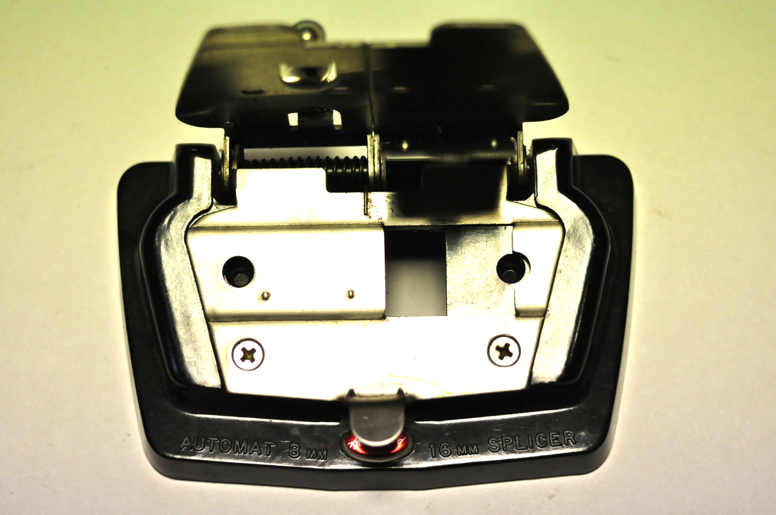Hollywood Automat 16mm & 8mm movie film splicer.