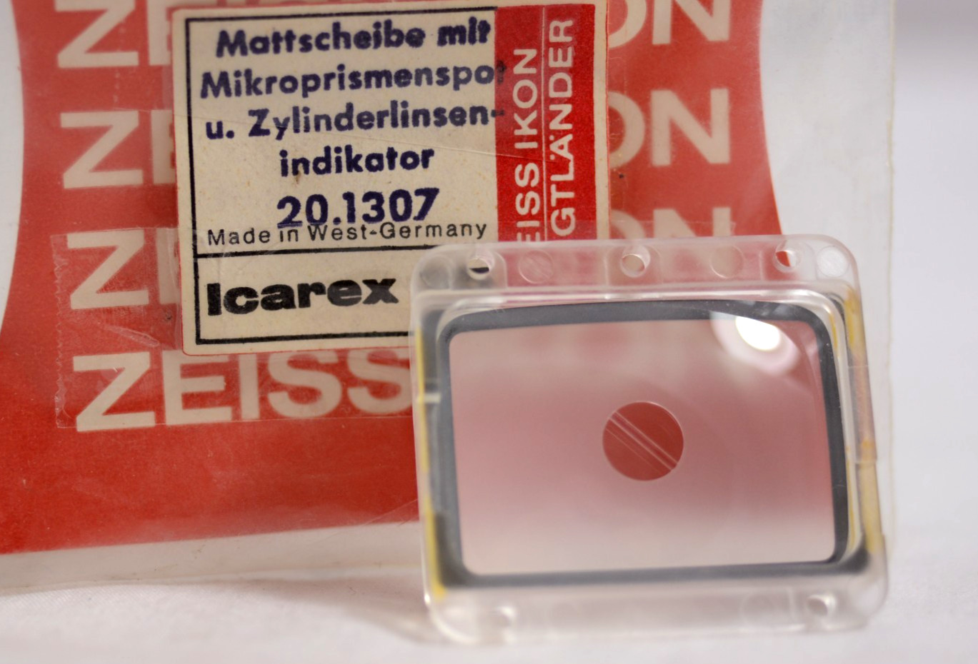 VINTAGE ZEISS IKON ICAREX 35 SPOT AT 45 DEGREE FOCUSING SCREEN (NEW OLD STOCK)