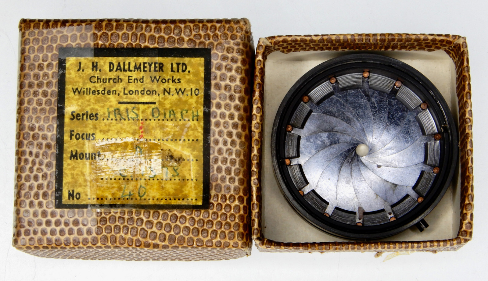 Dallmeyer Iris Diaphragm No.40A ………… LN w/Box