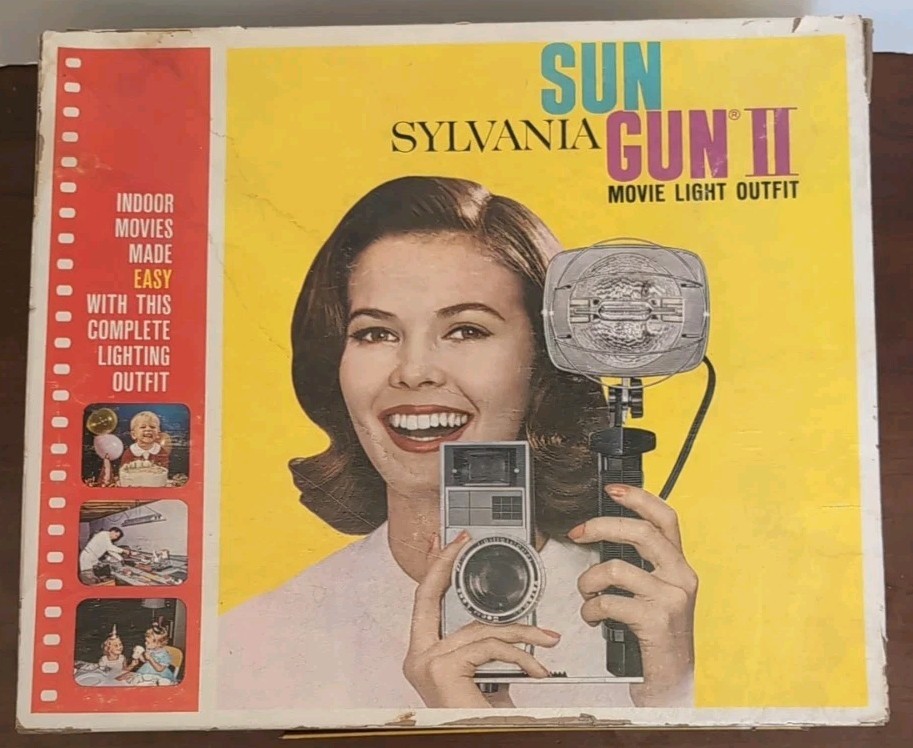 Vintage Sylvania Sun Gun II Movie Light Complete Set/ Movie Light Outfit
