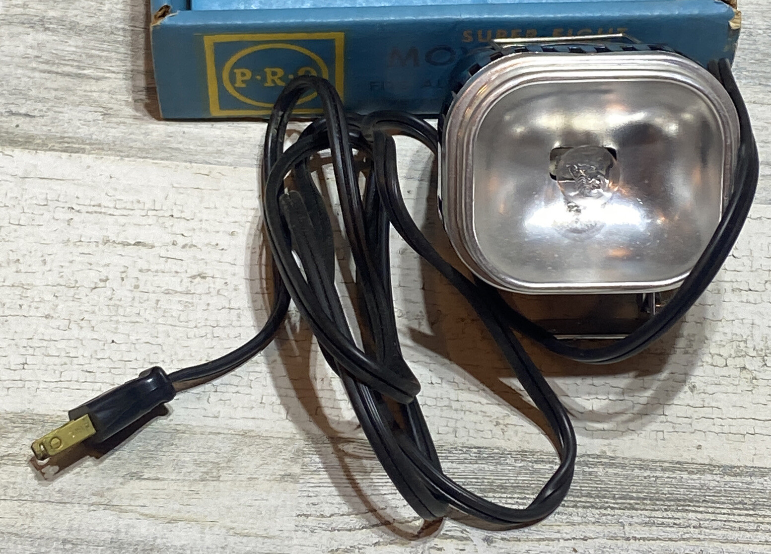GE Super 8 PRO Movie Light Movielite Zoom Beam Model 75, Needs New Bulb