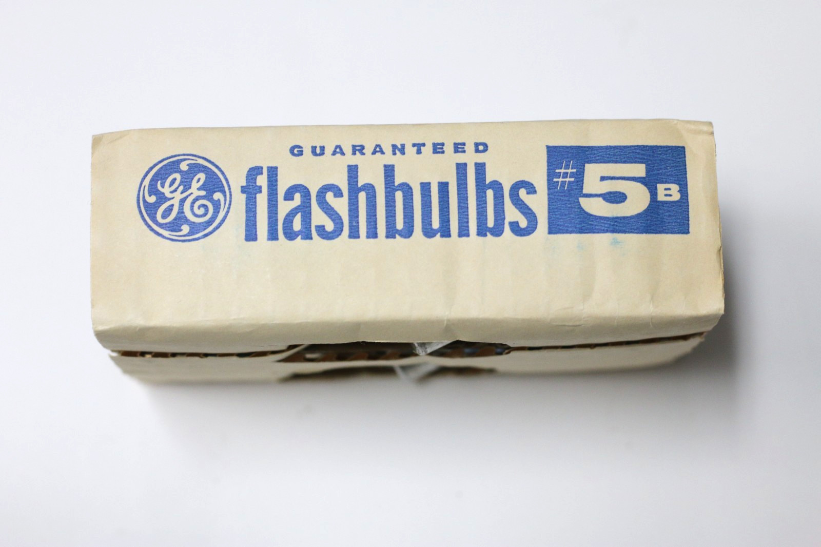 Lot of GE General Electric 5B Flashbulbs Vintage Bulbs Lot. 20 Bulbs Total *211