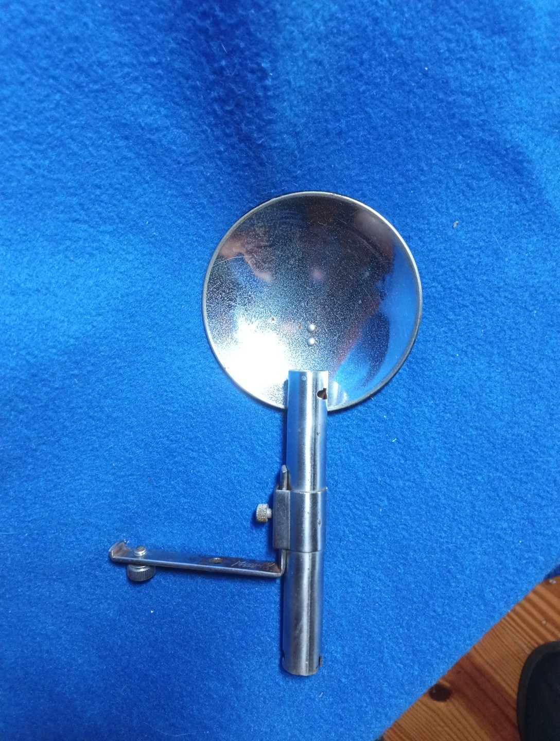 FLASH BRACKET FOR MINIATURE MINUTE 16 CAMERA- WITH BRACKET AND REFLECTOR