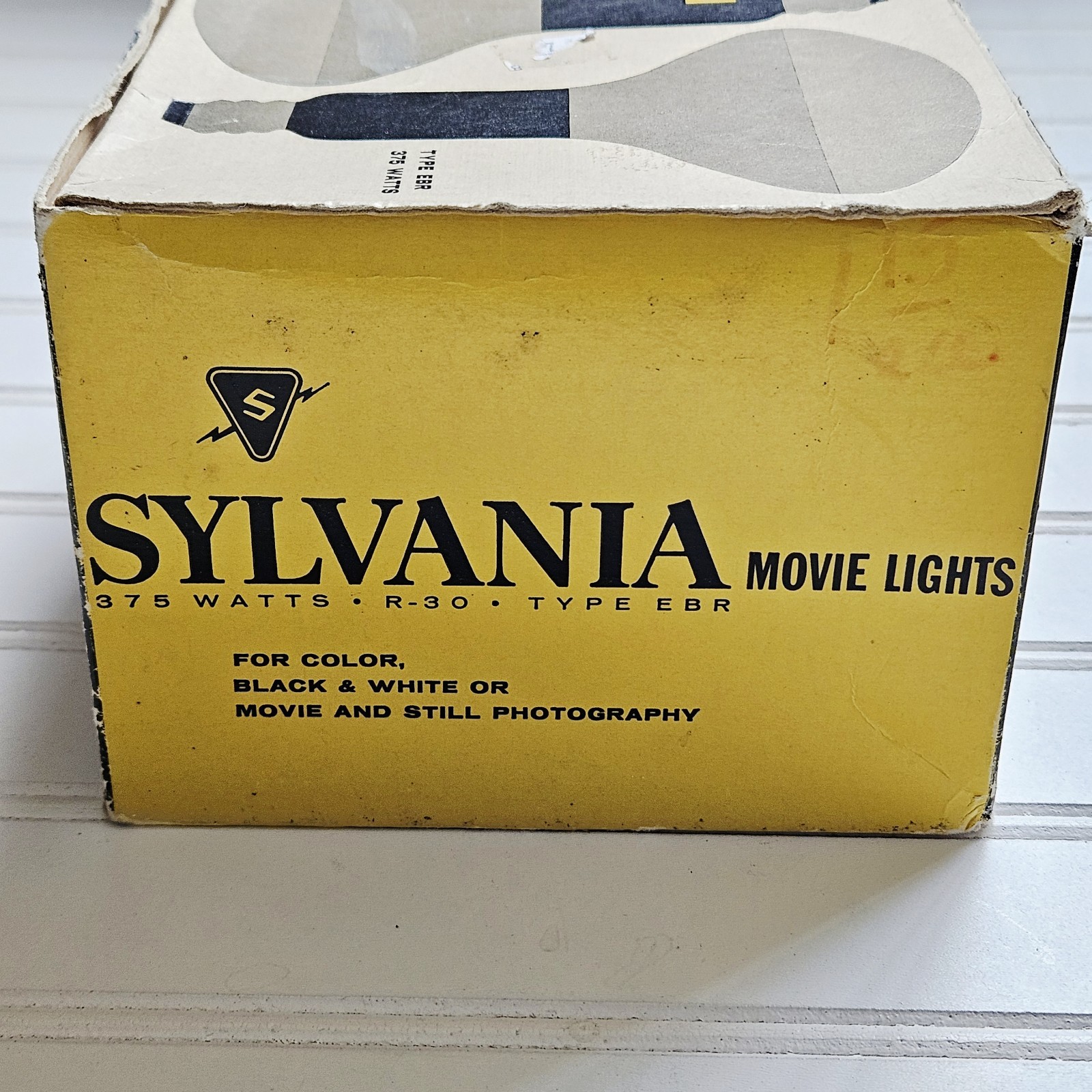 Vintage Sylvania Movie Lights 2 Pack Bulbs 375 Watts R30 Type EBR Superflood