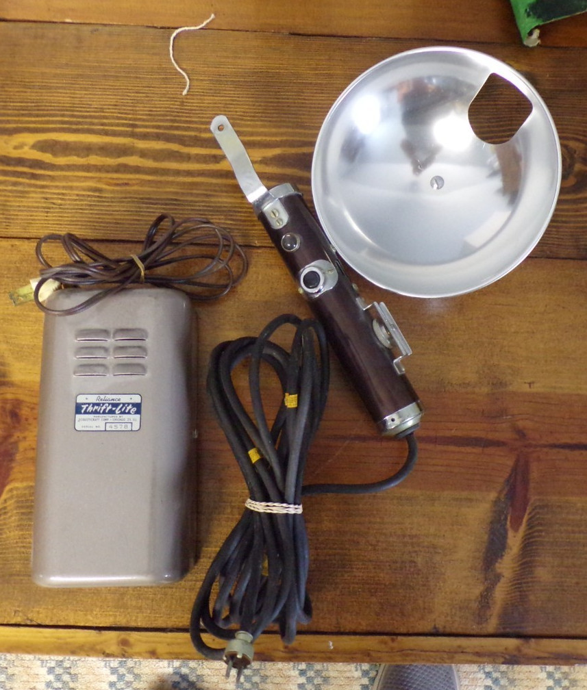 Thrift-Lite AC-45 Portapack Flash Unit Vintage Acousicraft Chicago Original Box