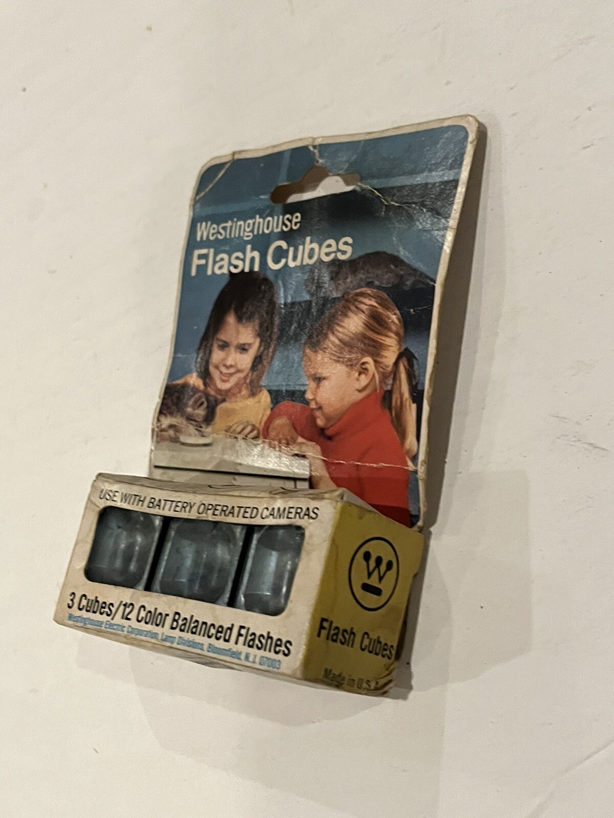 WESTINGHOUSE FLASH CUBES 3 PACK VINTAGE CAMERA ACCESSORY IN PACKAGE