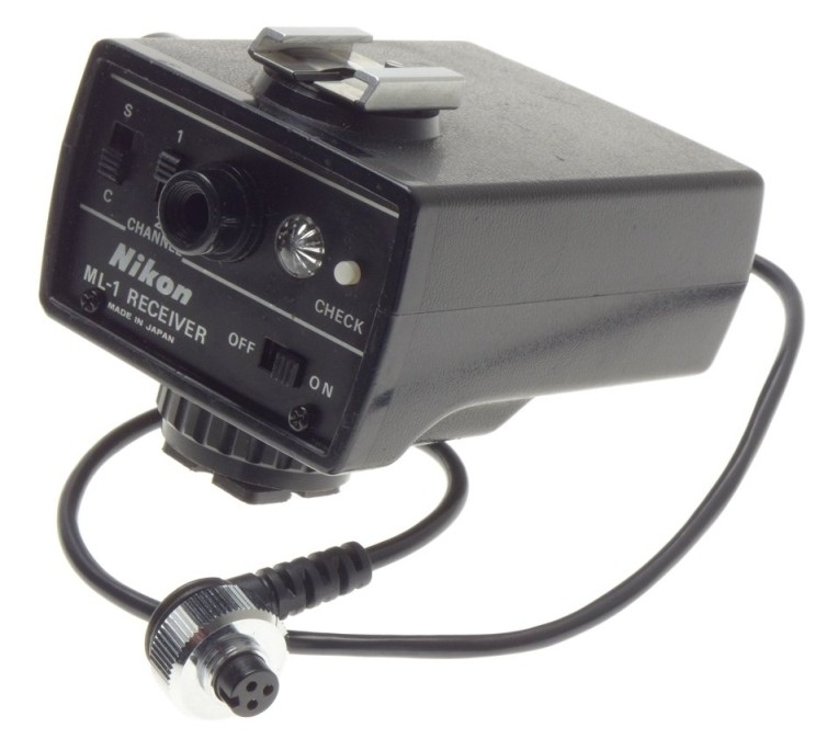 NIKON ML-1 RECEIVER 2 CHANNEL CASED USED FOR NIKON CAMERA MOTOR REMOTE CONTROL