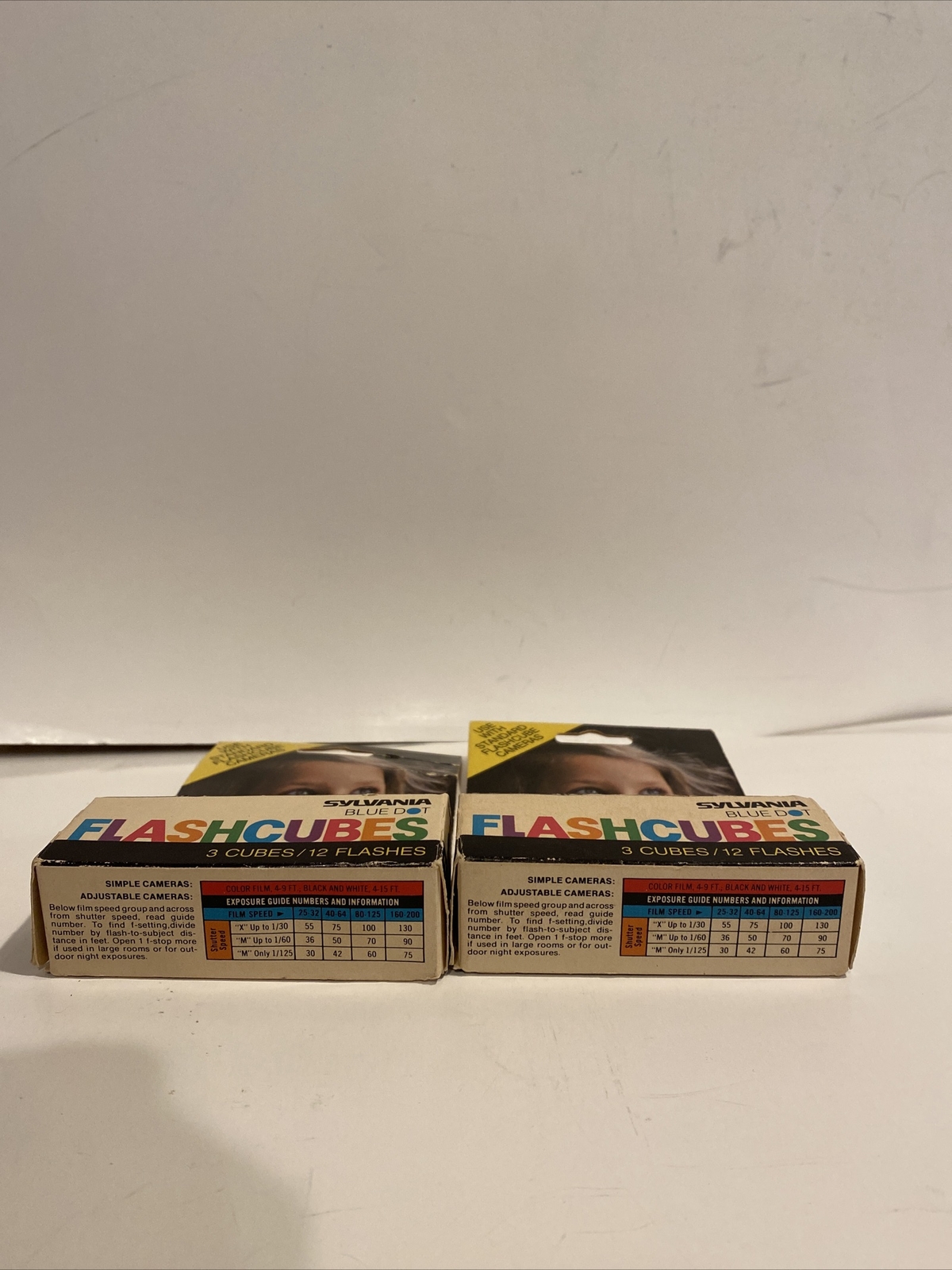 9 Sylvania BLUE DOT & Westinghouse Flash cubes. 36 total flashes Lot new￼
