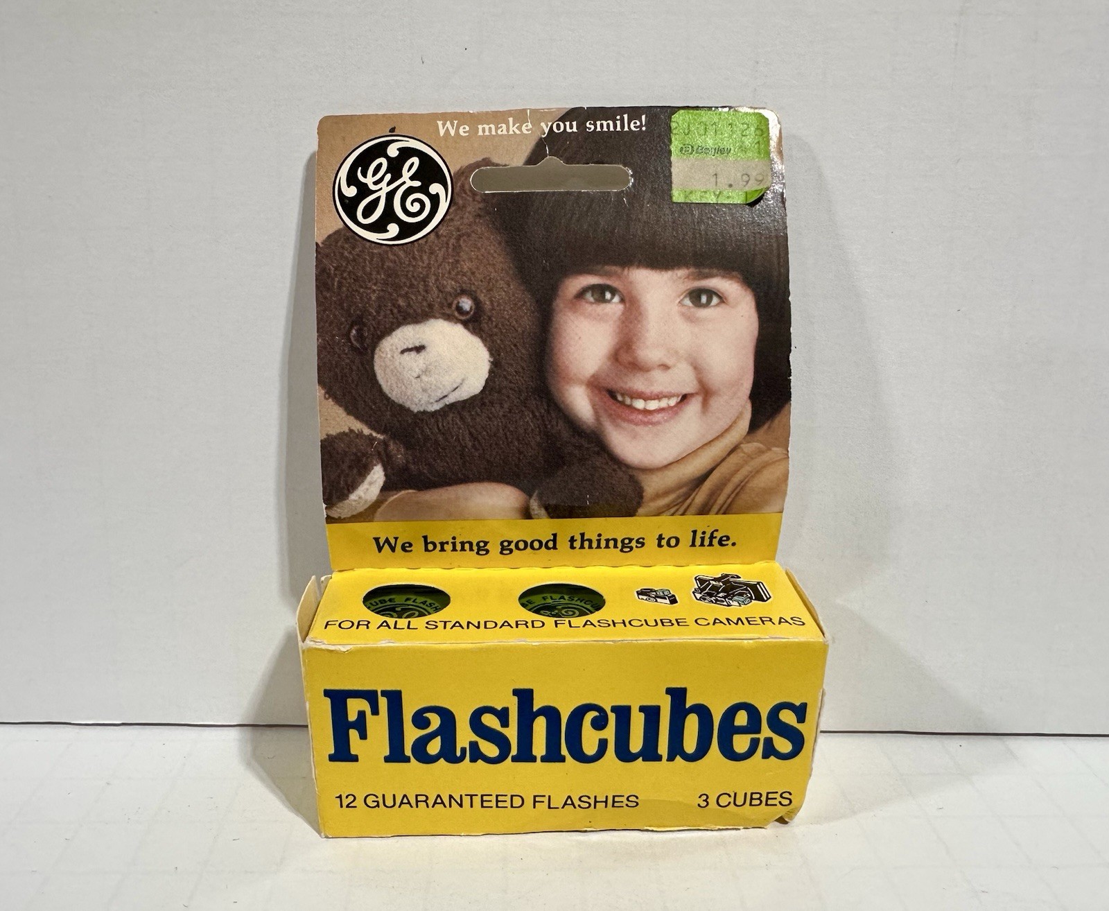 Vintage GE Flashcubes Set Of 3 Cubes in Original Box NOS Made in USA