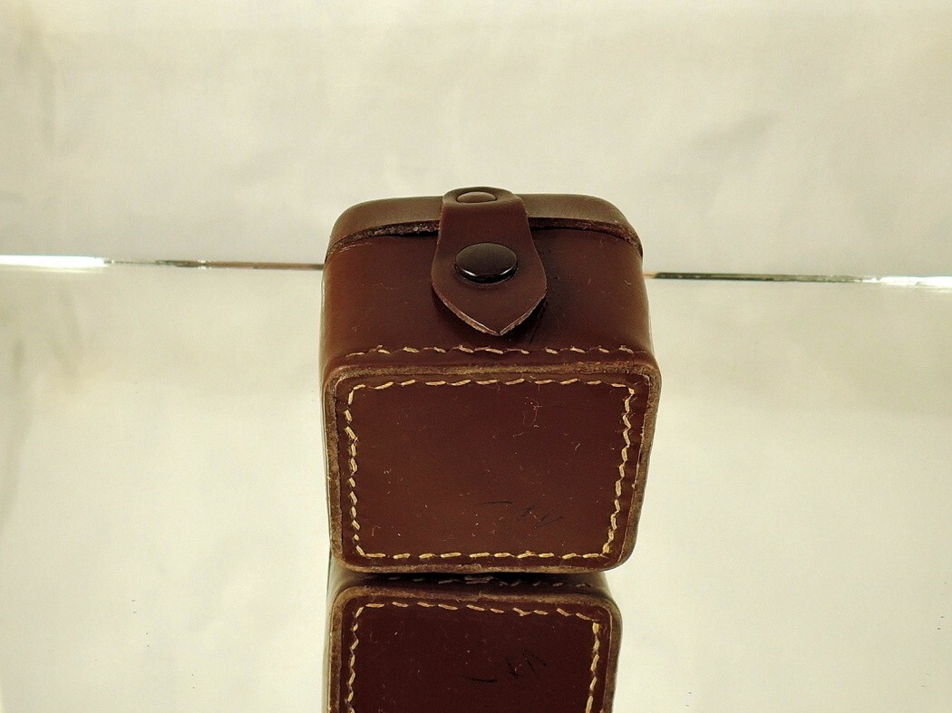 FLEXARET MEOPTA Leather box for a square lens hood B40 and four filters B36