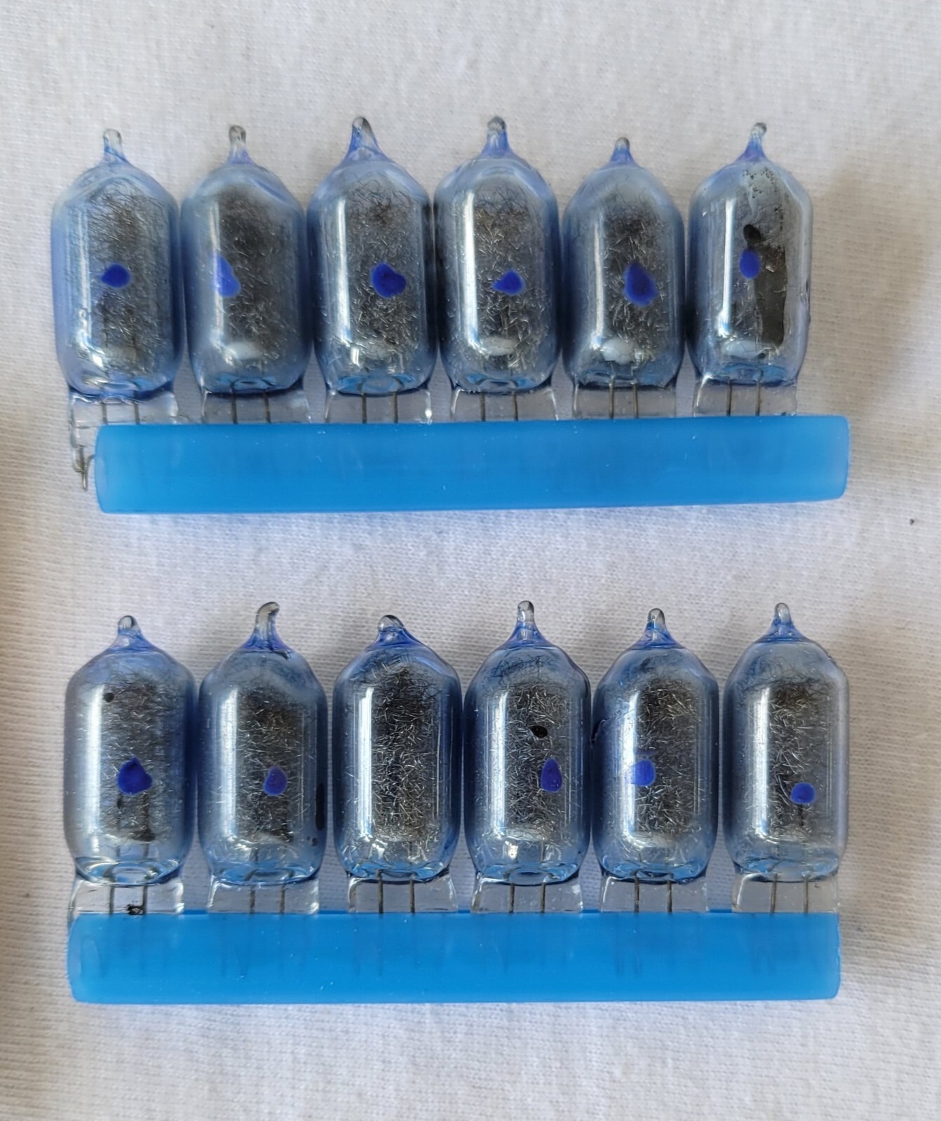 GTE Sylvania Blue Dot Flashbulbs AG1B Blue Bulbs 18 Total Vintage Advertising