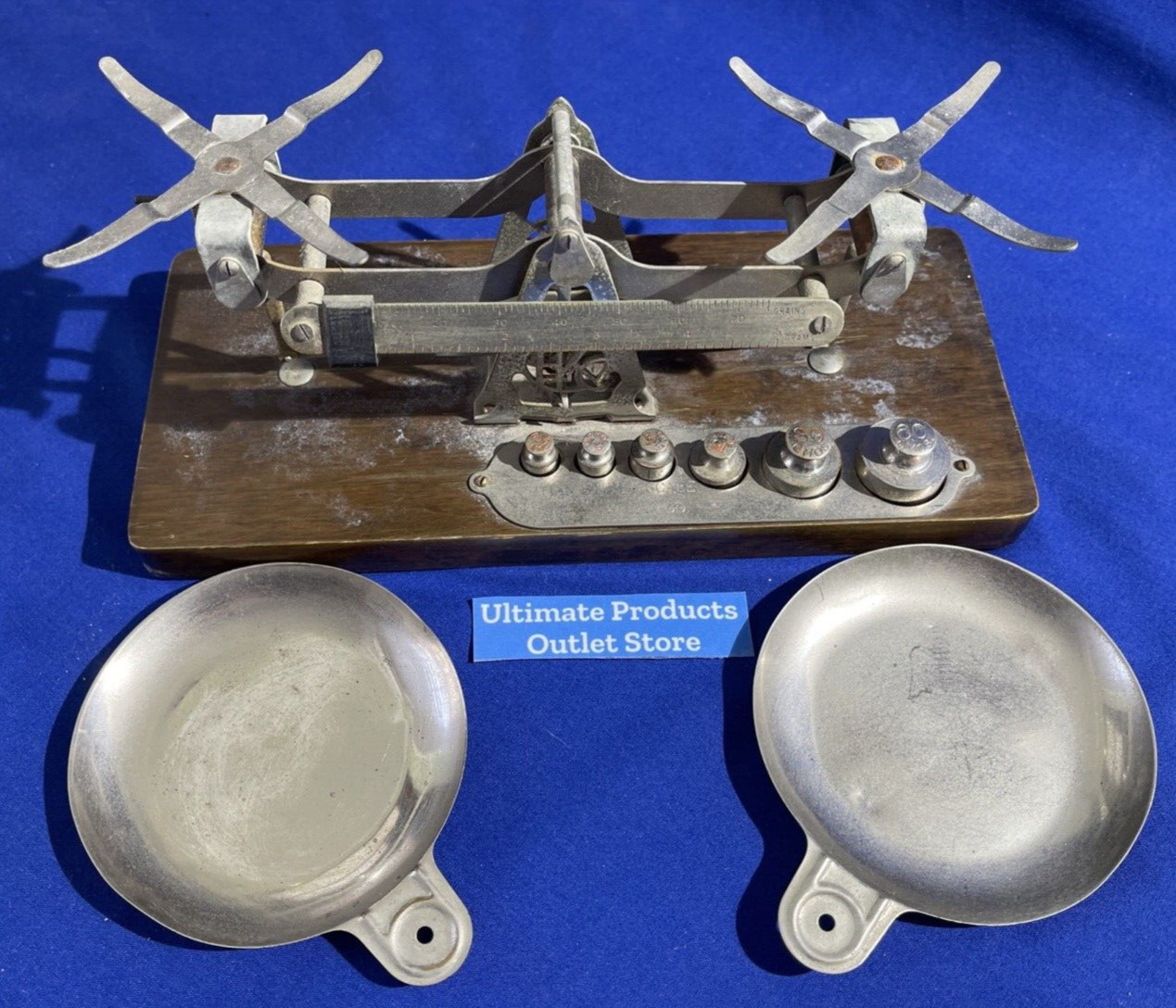 Kodak Studio Scale ⚖️with 6 Metric Weights and 2 Pans