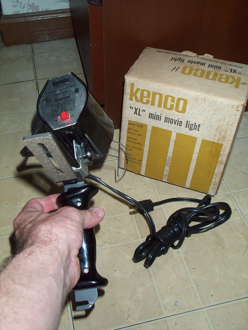MOVIE LIGHT Vintage KENCO XL Model 3000 Hand Grip Original Box Super 8mm Film