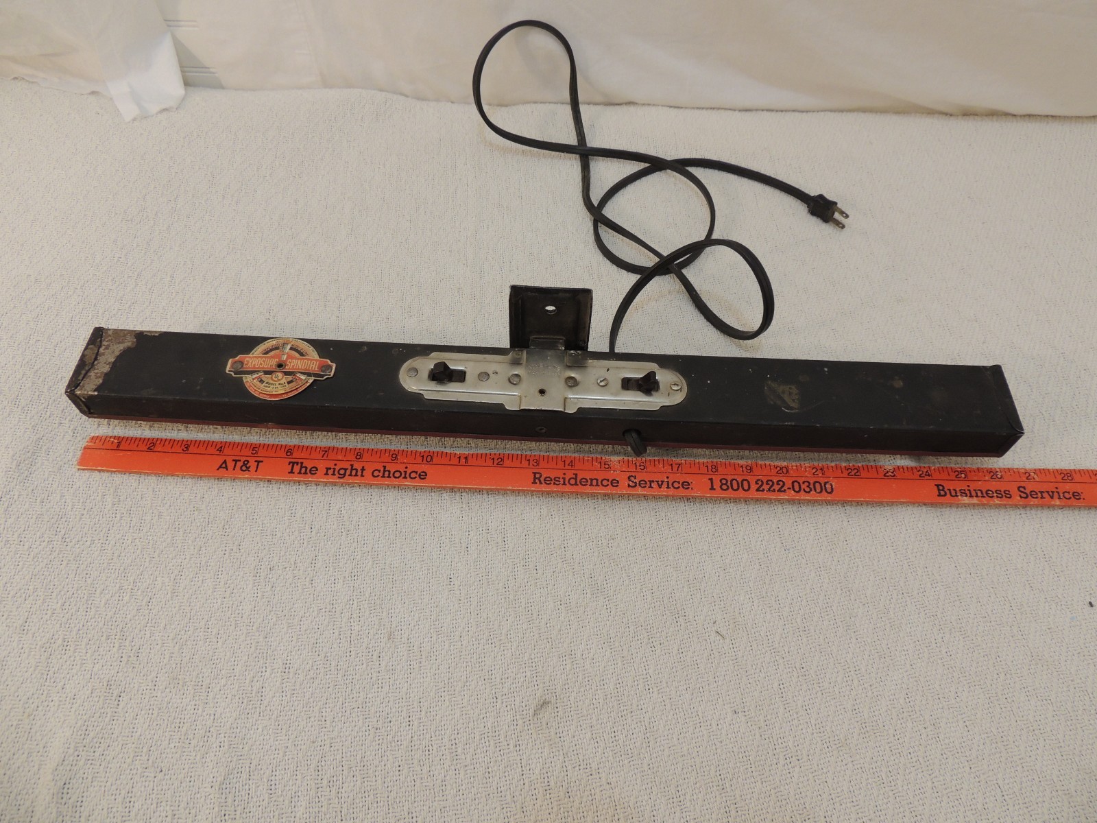 Vintage Original Acme Lite Mov-E-Lite 4 Light Bar Red & Black Chicago 50767