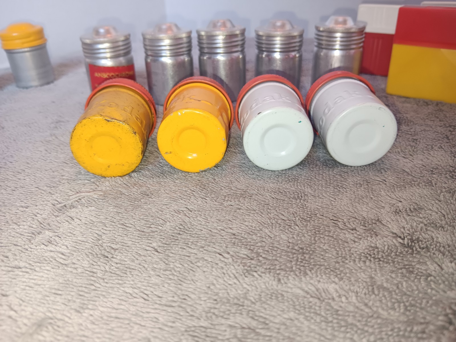 Estate Lot of 11 Vintage Kodak and Ansco Film Canisters Plus 4 Plastic Slide Tr