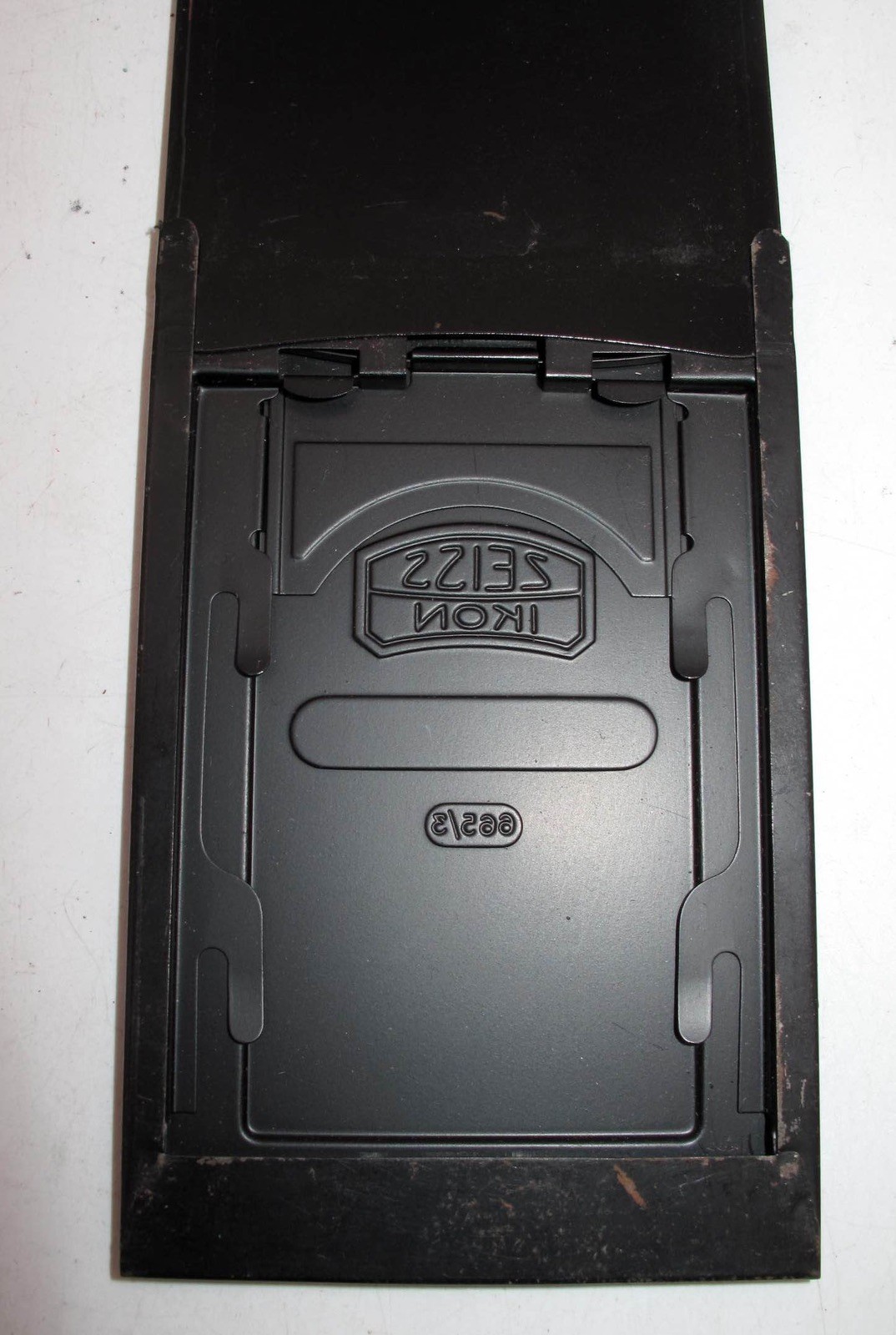 *VINTAGE* ZEISS IKON 665/3 6x9cm METAL FILM HOLDER W/SHEATH-GOOD CONDITION