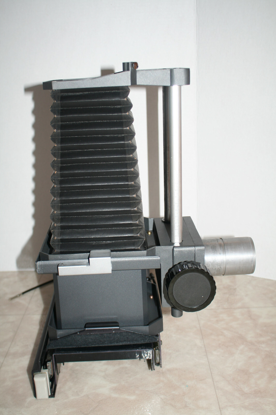 POLAROID MP4 LAND CAMERA FOCUSING BELLOW HEAD W/SLIDING 4X5 BACK + MACRO EXT.*