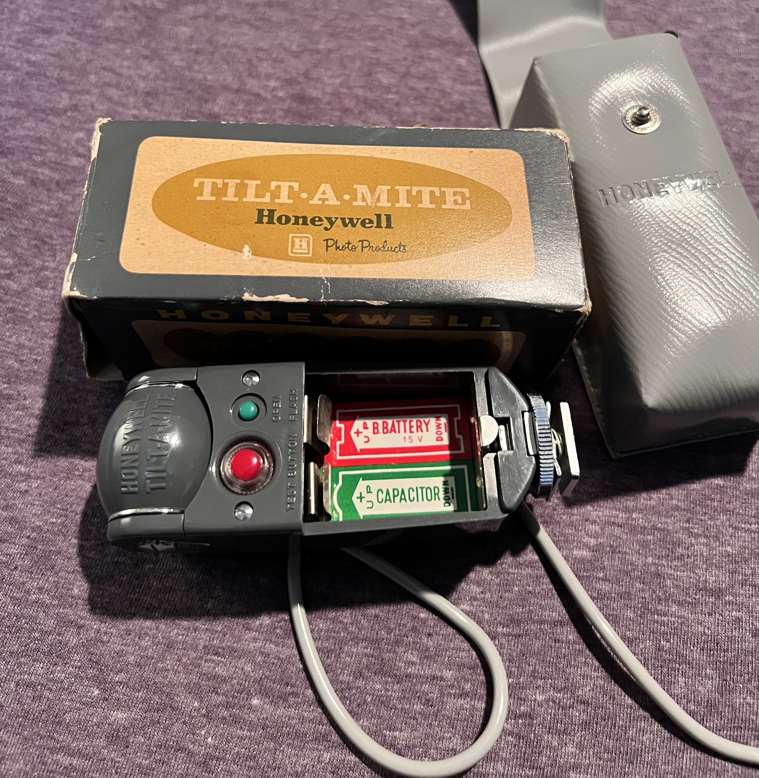 Honeywell Tilt-A-Mite Flash Unit Collapsible Fan Style Vintage Camera Pentax