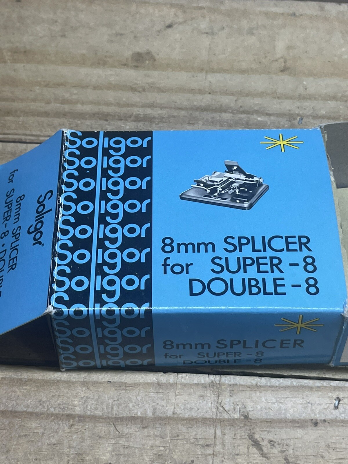 A VINTAGE SOLIGOR SPLICER FOR SUPER – 8 & double 8