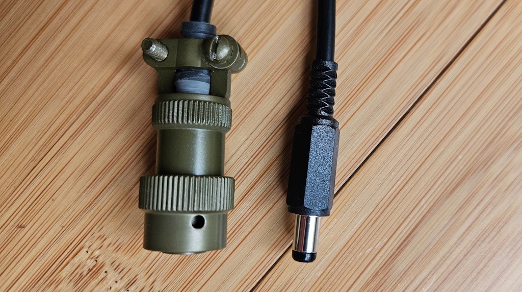 Canon Scoopic 16MN 16MS Power Cable, 5.5×2.5mm DC barrel plug, ~0.5m (1.6ft)