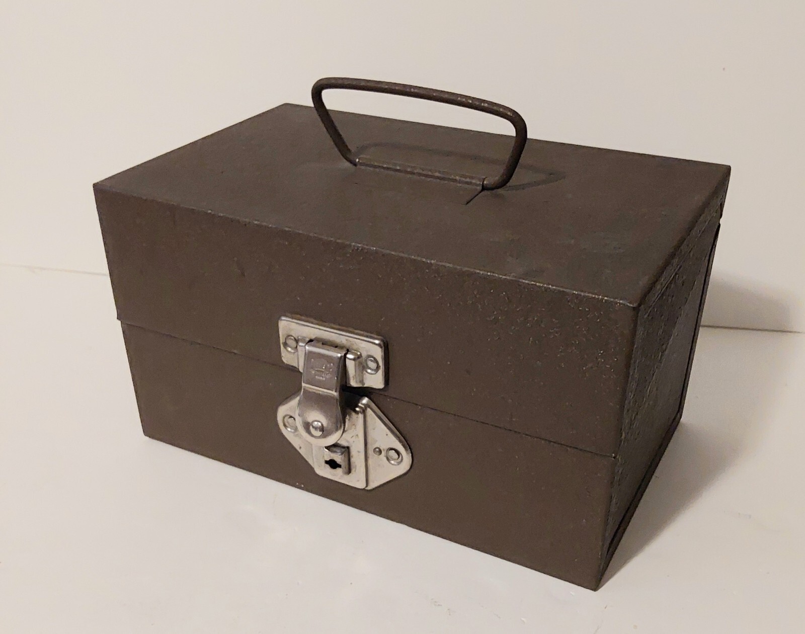 Vintage Compco Metal Film Reel Storage Box 12 Slot Storage 5 Reels/Cans Included