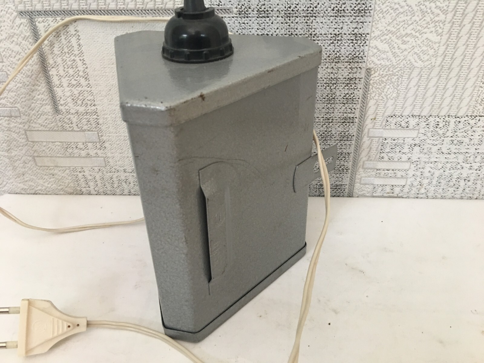 Vintage Soviet red lantern of the USSR for photo printing 1975-1980s