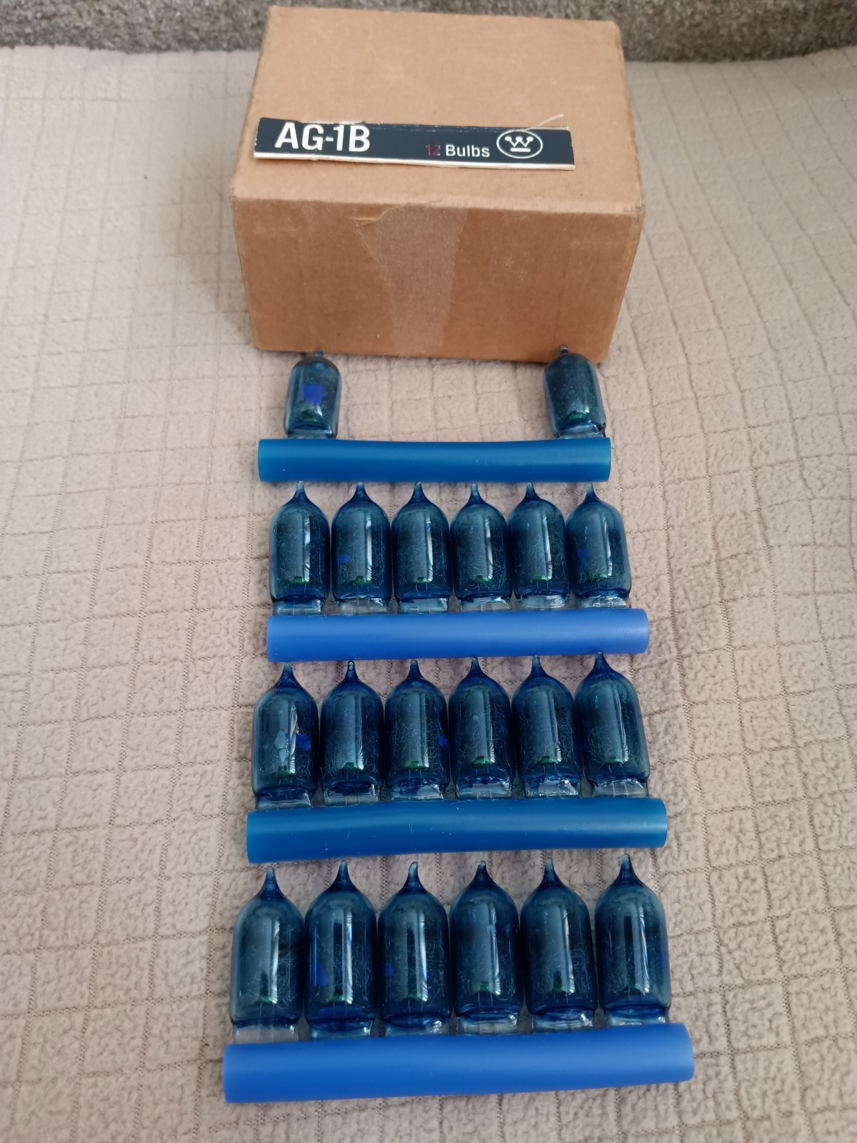 AG-1B Blue Dot Bulbs